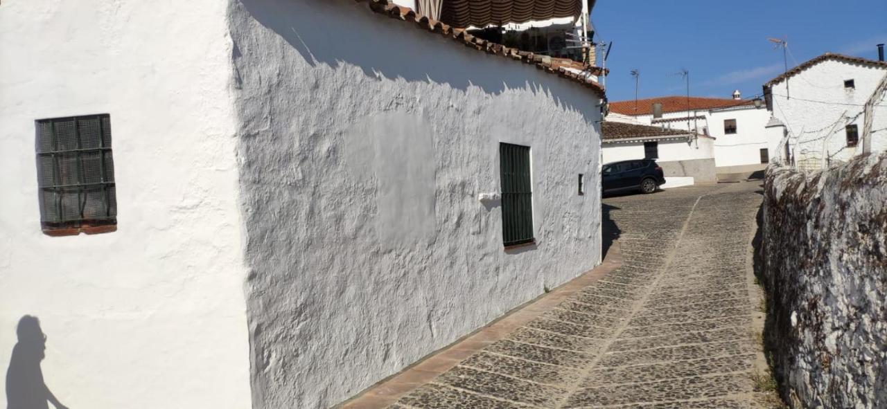 La Morada De Higuera Villa Higuera De La Sierra  Dış mekan fotoğraf